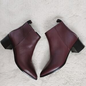NEW Everlane The Boss Boot Ankle Point Toe Bootie Pebbled Leather in Burgundy